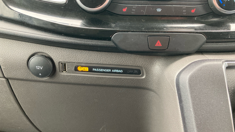 Ford Transit Custom 340 L1 Diesel Fwd 2.0 EcoBlue 170ps Low Roof Limited Van Auto